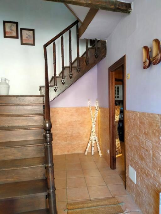 La Casina Roja - Santolaya De Cabranes Villa Arboleya Exterior photo