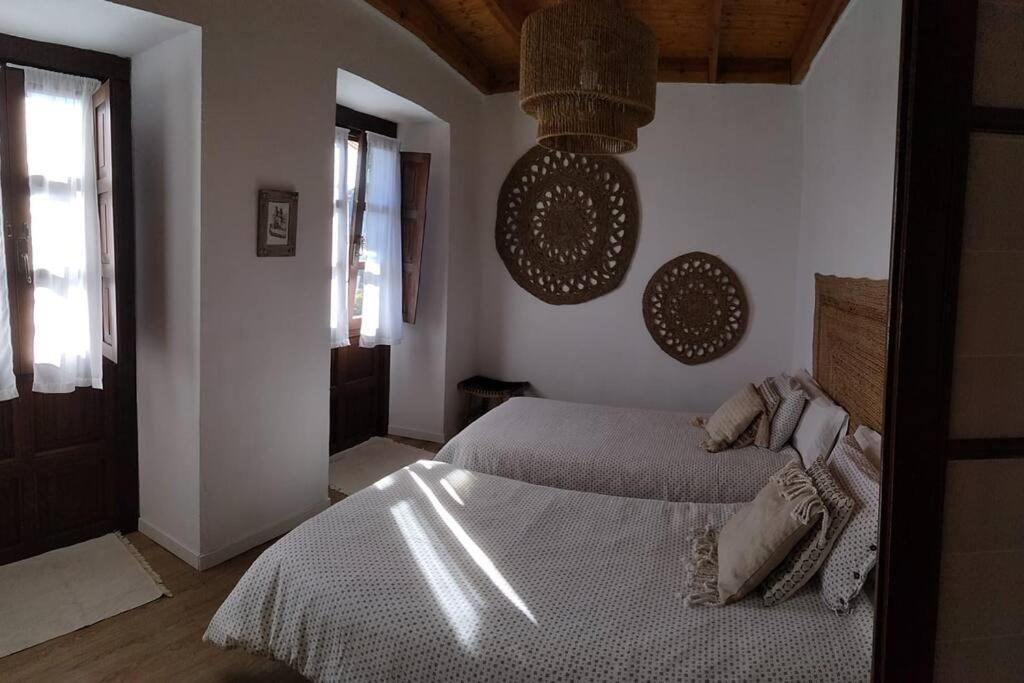 La Casina Roja - Santolaya De Cabranes Villa Arboleya Exterior photo